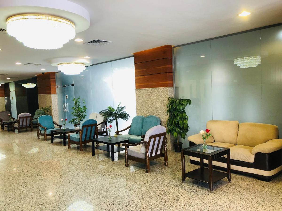 Zodiac Hotel Apartments Fahaheel Kuwait City Esterno foto