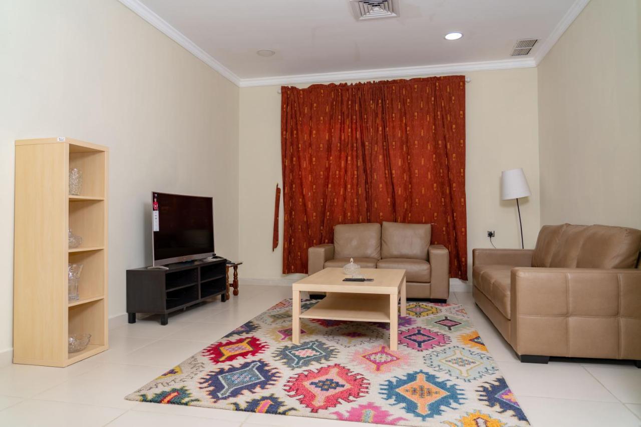 Zodiac Hotel Apartments Fahaheel Kuwait City Esterno foto