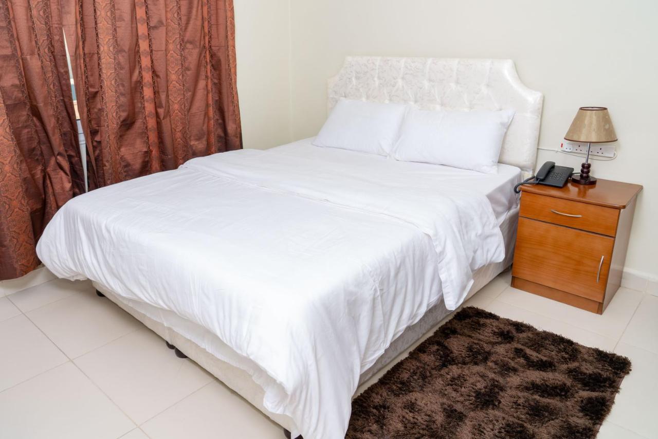 Zodiac Hotel Apartments Fahaheel Kuwait City Esterno foto