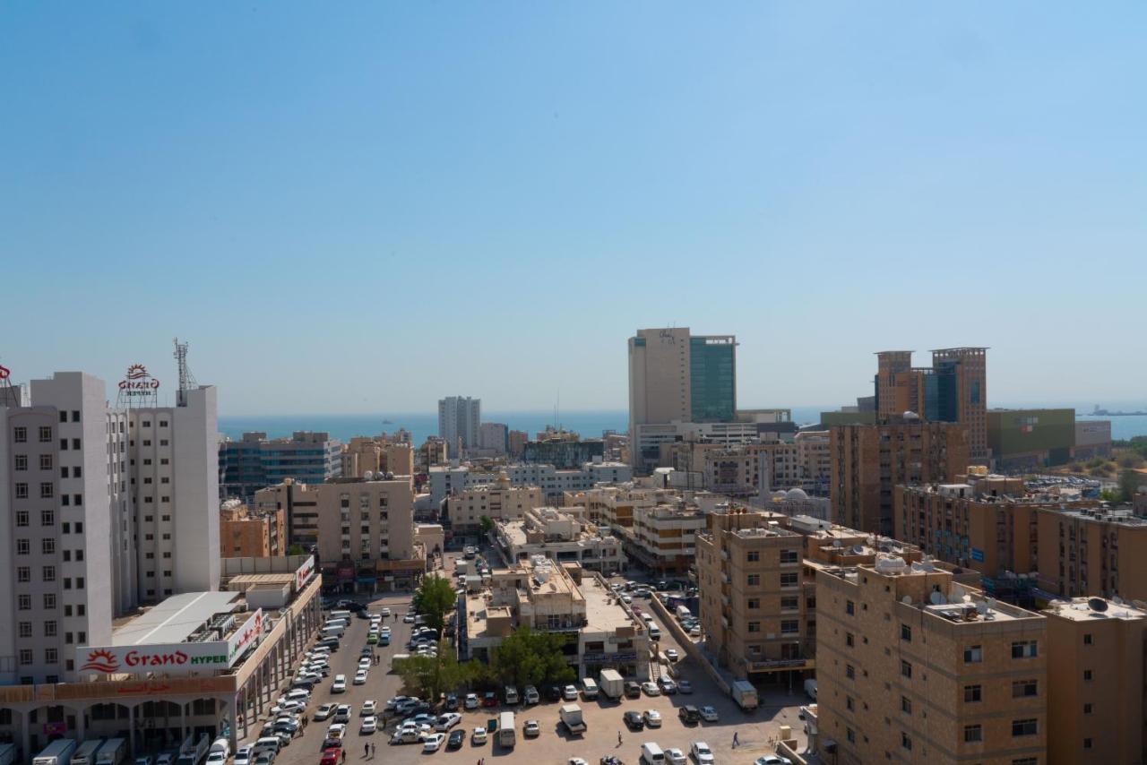 Zodiac Hotel Apartments Fahaheel Kuwait City Esterno foto