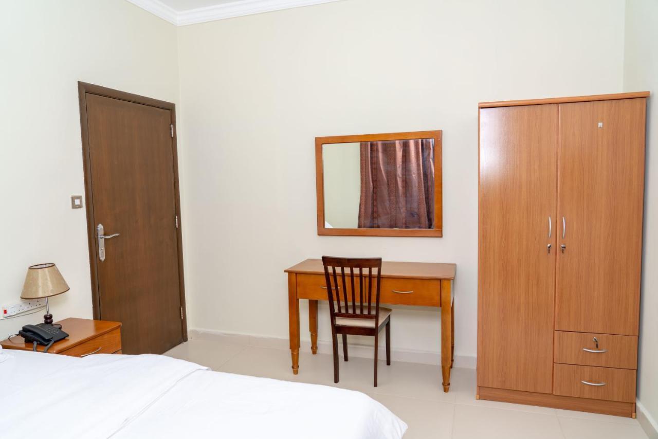 Zodiac Hotel Apartments Fahaheel Kuwait City Esterno foto