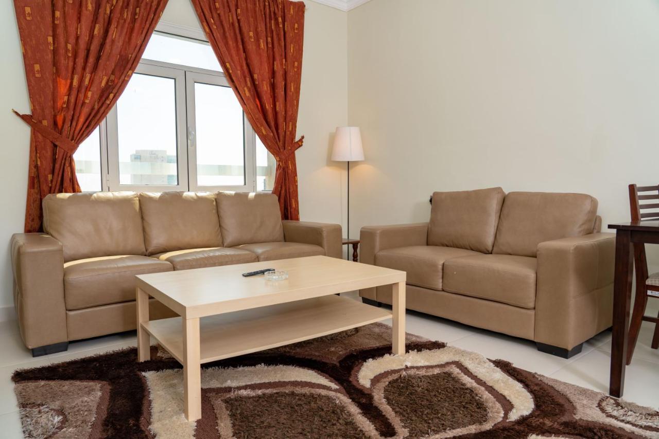 Zodiac Hotel Apartments Fahaheel Kuwait City Esterno foto